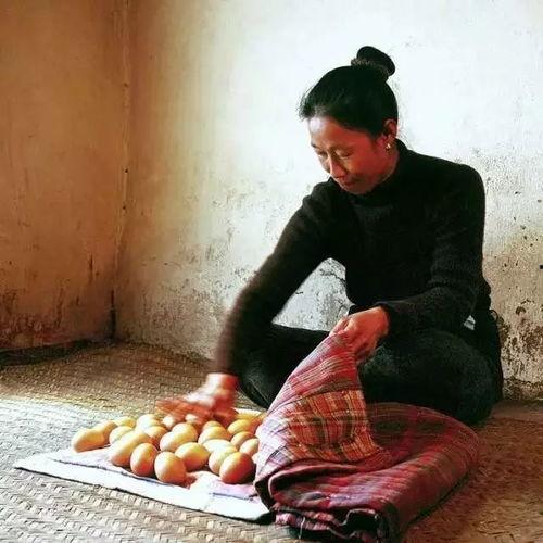 东北农村吃瓜事件视频,一场引发热议的乡村奇观