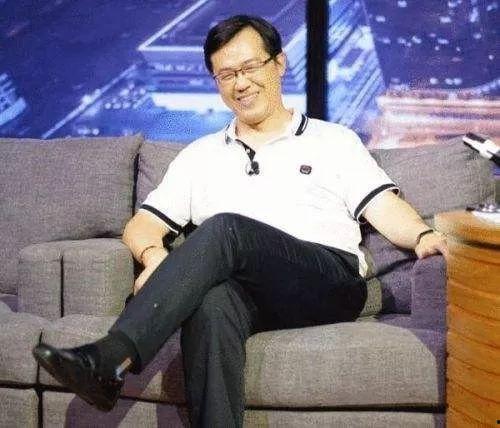 卓伟说吃瓜视频,吃瓜视频背后的真相与内幕 第2张 卓伟说吃瓜视频,吃瓜视频背后的真相与内幕 第2张