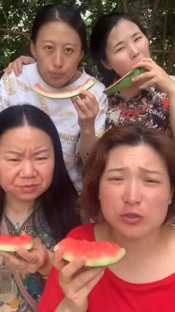 吃瓜群众变妆视频,吃瓜群众变装大揭秘