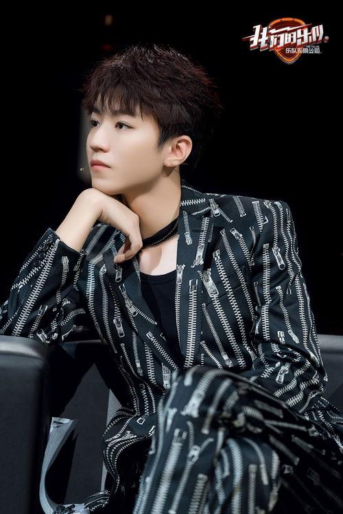 王俊凯吃瓜阿婆视频播放,娱乐圈新现象? 第2张 王俊凯吃瓜阿婆视频播放,娱乐圈新现象? 第2张